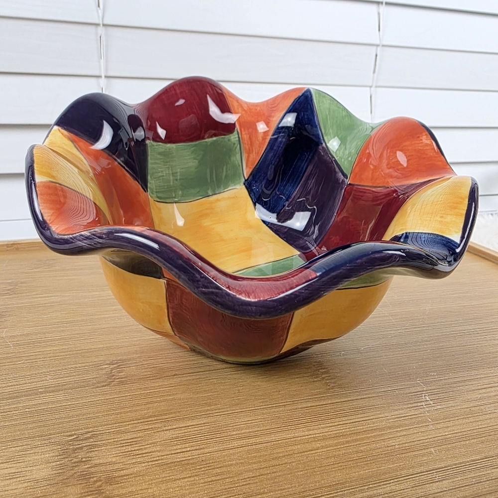 Tabletops Gallery Caracas Patchwork 7" Ruffle Bowl